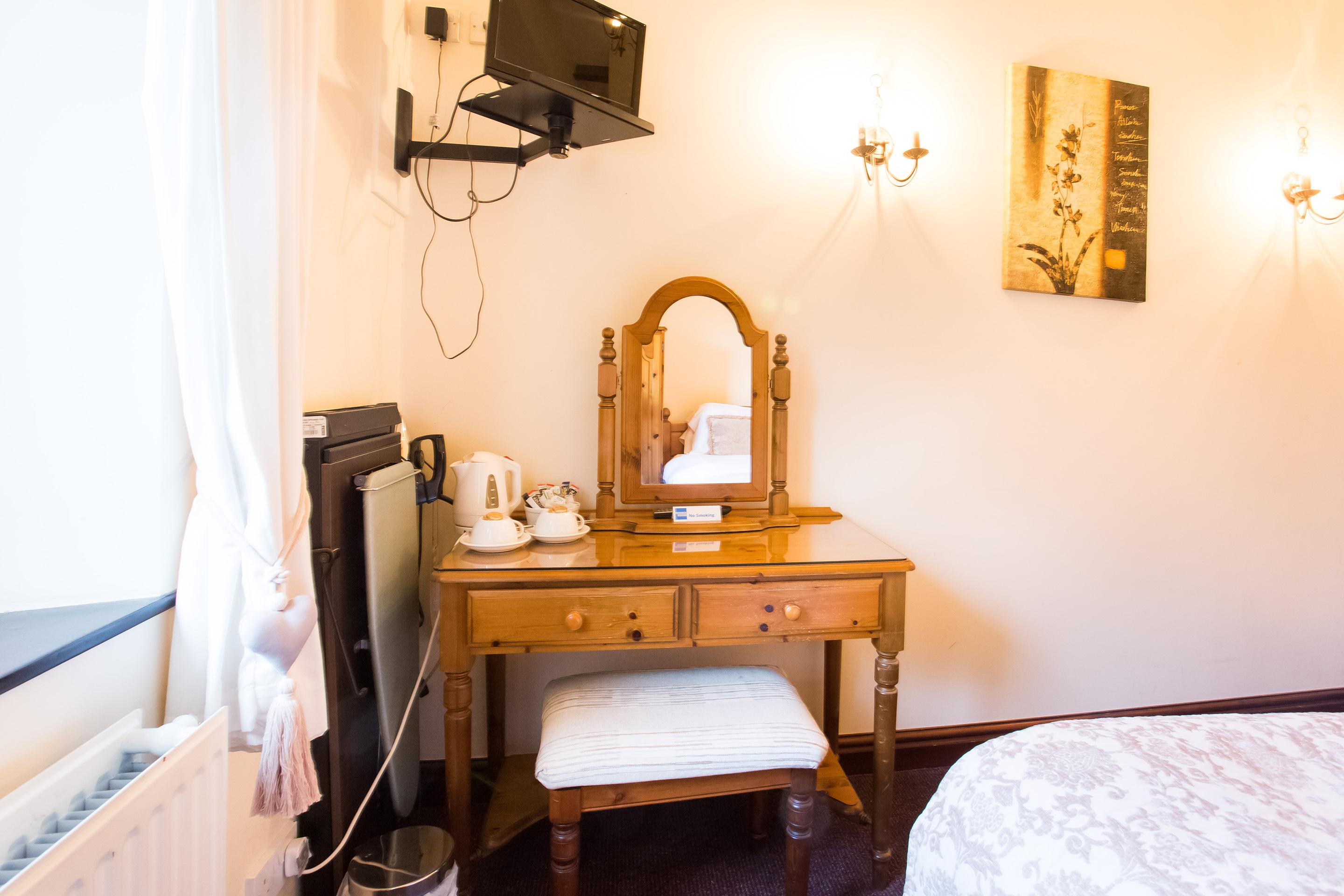 Oyo Ye Olde Bowling Green Inn (Adults Only) Bradwell  Bagian luar foto
