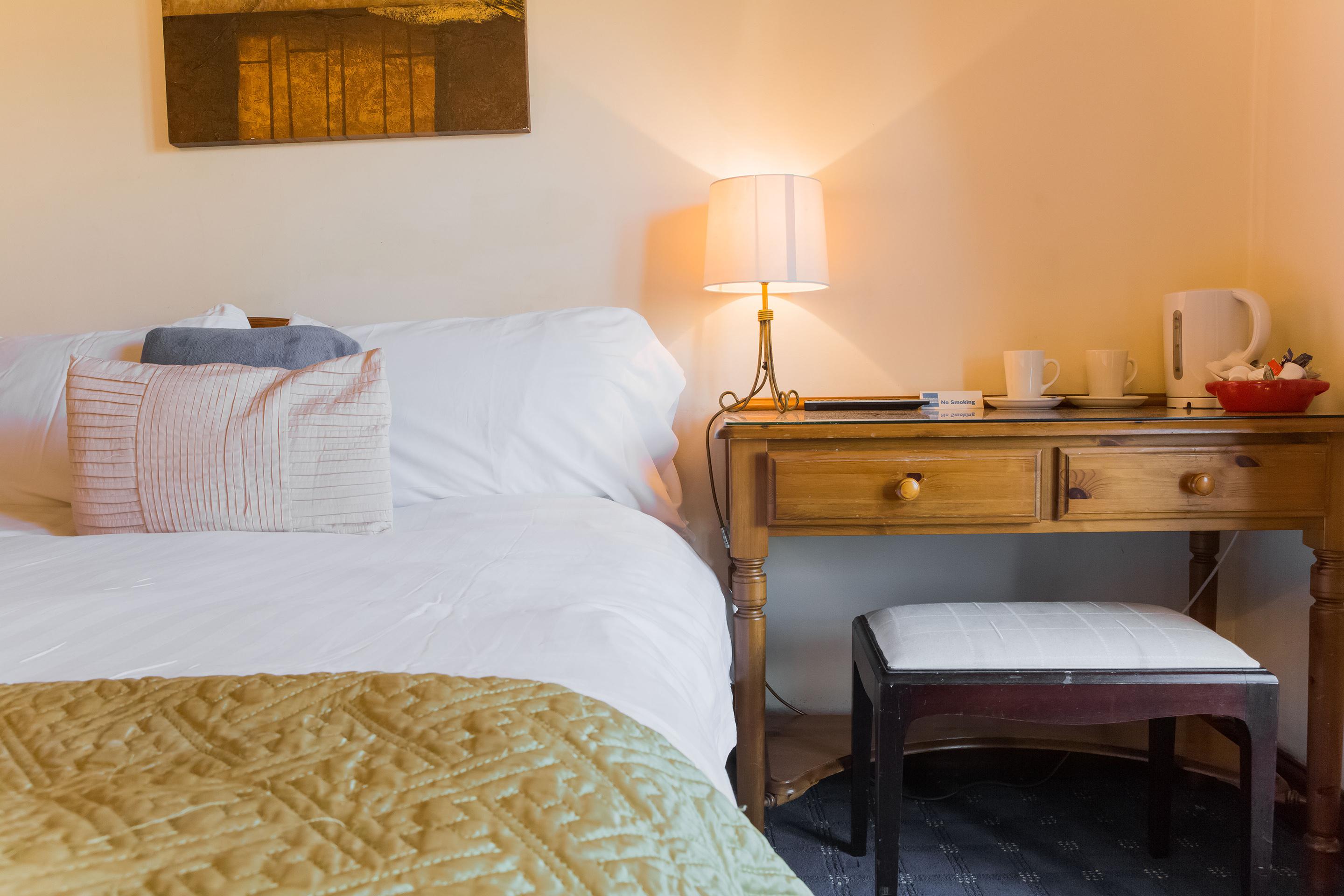 Oyo Ye Olde Bowling Green Inn (Adults Only) Bradwell  Bagian luar foto